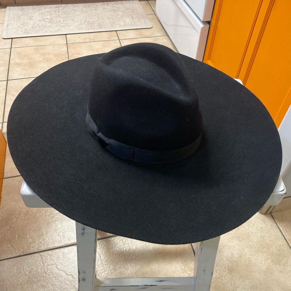 Black Lack of Color Hat Sz M